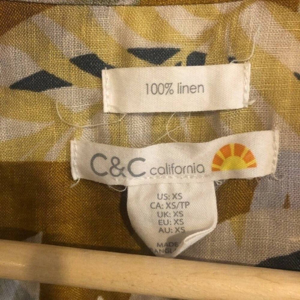 C And C California Linen Top In Size Xs - image 3